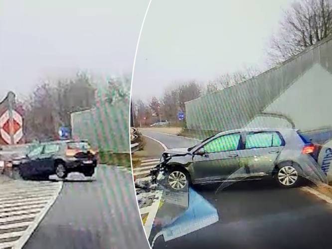 Dashcambeelden tonen bestuurder die op het nippertje afslag wil nemen in Brugge, maar dan loopt het fout