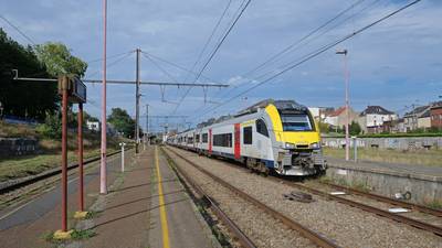 Doofstomme jongeman gegrepen door trein aan overweg in Henegouwen