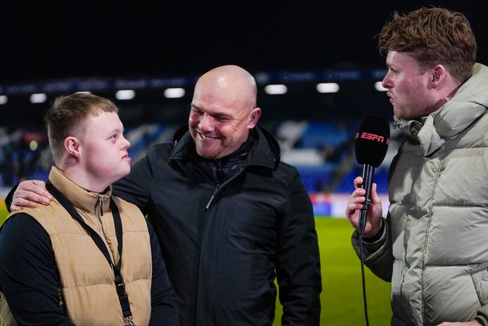 PEC-fan Luuk uit Dalfsen schopt het tot assistent-stadionspeaker en ...