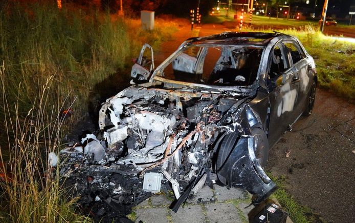 Bij een ongeval op de A59 in Den Bosch zijn vier personen ernstig gewond geraakt.