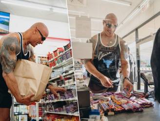 Dwayne 'The Rock' Johnson koopt álle Snickers uit winkel waar hij vroeger chocoladerepen ging stelen