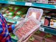 Voedingsbiotechnoloog: "Oorzaak van al dat gesjoemel? De druk om vlees zo goedkoop mogelijk aan te bieden"