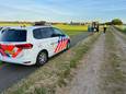 De vrouw werd per ambulance naar het ziekenhuis gebracht.