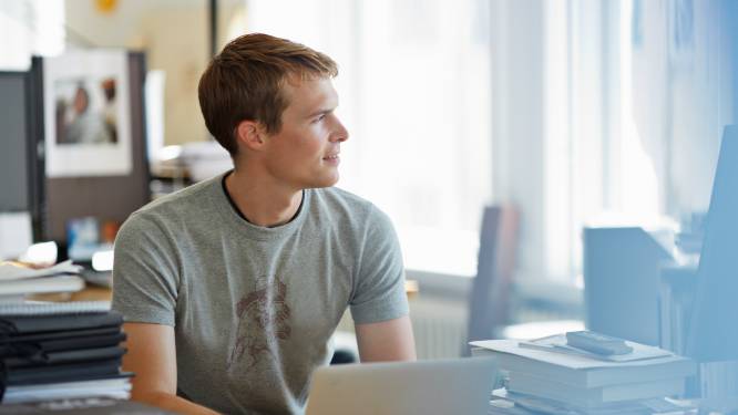 Hoelang moet je bij je eerste werkgever blijven?