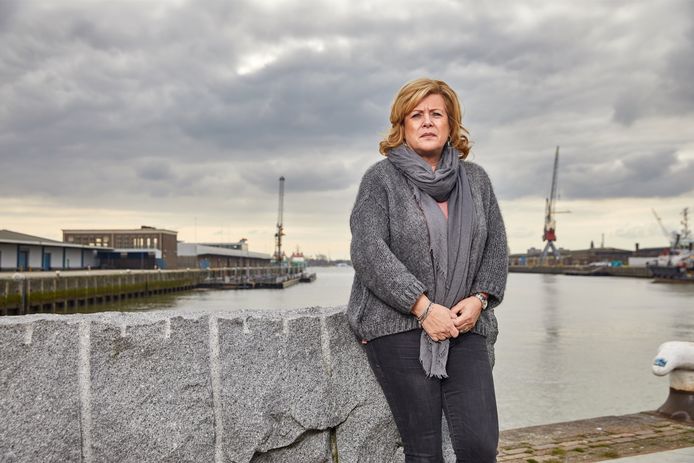 Yvonne Walter verloor in 2016 haar 31-jarige dochter Fleur aan lymfeklierkanker. Fleur onderging ook een behandeling bij Klaus Ross, maar die mocht niet baten.