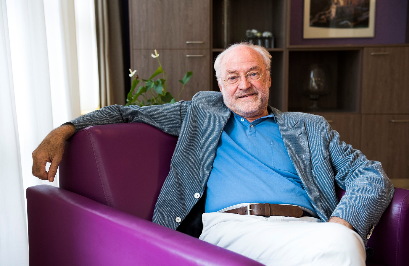 ‘Geluksprofessor’ Ruut Veenhoven is met zijn 79 jaar nog steeds druk op de Erasmus Universiteit, waar hij de scepter zwaait over de World Database of Happiness: ,,Met een 7,5 kun je niet zeggen dat we ons ongelukkig voelen.”