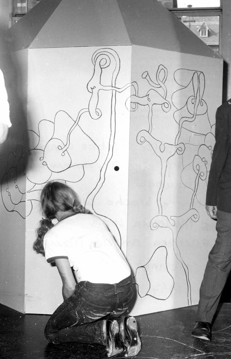 Tjebbe van Tijen, Continue Tekening, 1967 Beeld Stedelijk Museum