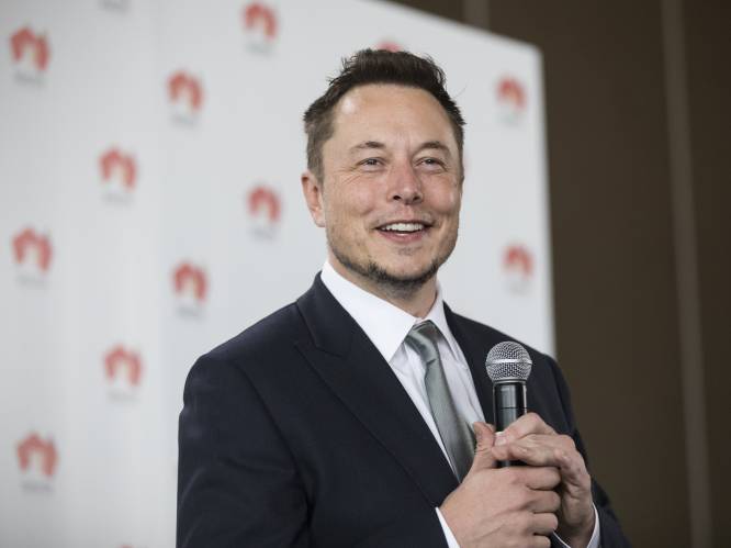 Tesla-baas Elon Musk onthult details vernieuwd Model 3