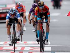 Wout Poels verrast Remco Evenepoel en wint voorlaatste rit Vuelta, Jumbo-Visma heeft historische treble bijna binnen