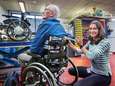Elise (23) verzint creatieve oplossingen voor mindervaliden: kleerhanger aan een elektrische garagedeuropener 
