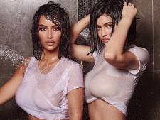 Kim Kardashian verwijdert ‘raar’ douchekiekje met halfzus Kylie na kritiek