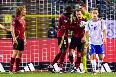 Tensions chez les Diables: la grosse embrouille entre Arhtur Theate et Wout Faes