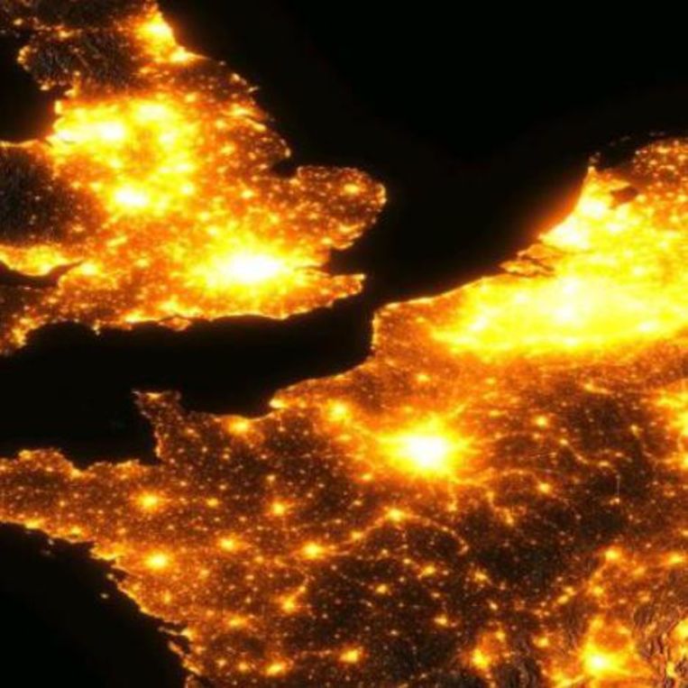 Verlicht Nederland vanuit de ruimte. Beeld  Nacht van de nacht