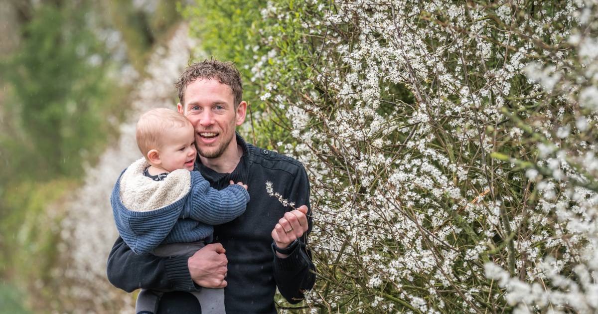 Zieke Lars haalt ruim 13.000 euro op voor zijn favoriete heggen: ‘Ik ben gebroken en gelukkig’ | Lan