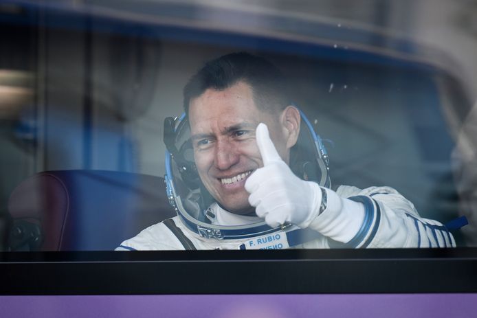 NASA astronaut Frank Rubio, is de enige Amerikaan aan boord.