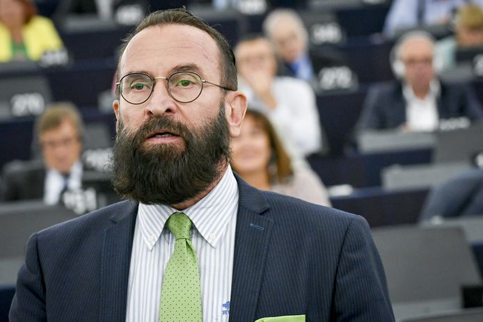 József Szájer, 59 ans, était présent à la fête.
