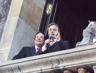 Fans en De Wever richten zich tot Mintjens: “Als je een hart voor Antwerp hebt, maak je nu een deal”