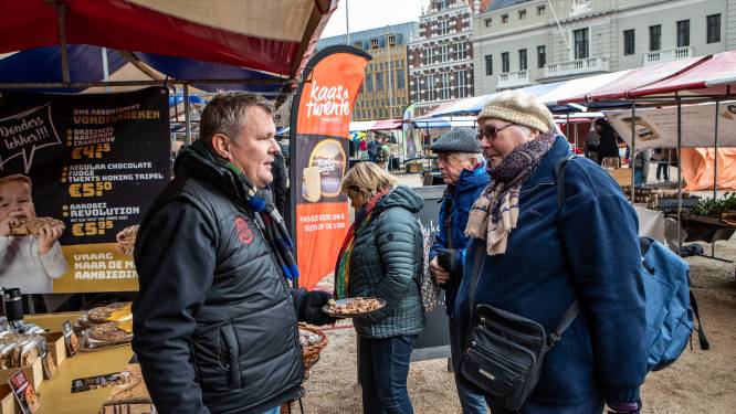 Deventer heeft naast eeuwenoude markt op Brink plots nóg een zaterdagmarkt: ‘Concurrentie of win-win? Dat laatste’