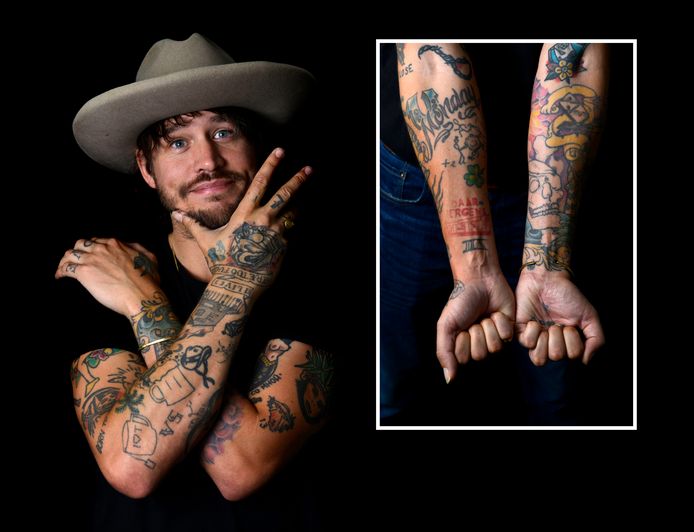 Rob Dekay heeft flink wat tatoeages. Allemaal met een verhaal.