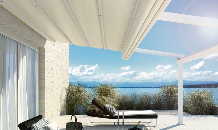Bij zon en regen: windstabiele pergola-zonwering weinor PergoTex II voor ultiem cabrio-gevoel