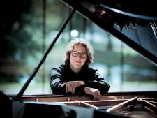 Pianist Hannes Minnaar in de schijnwerpers bij Musis & Stadstheater Arnhem