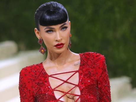 Megan en Kourtney gaan samen topless en Jamies zoontje is net zo ondeugend als papa