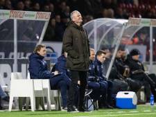 Groeiend vertrouwen en ellendige cijfers: FC Eindhoven treft ADO en ‘groot trainer’ Advocaat