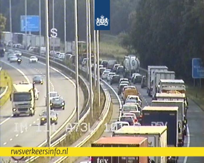 De A73 was afgesloten in verband met het ongeval.