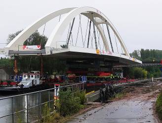 Nieuwe Leiebrug tussen Bissegem en Marke klaar voor gebruik, verkeer van Marke naar Bissegem moet alternatieve route kiezen