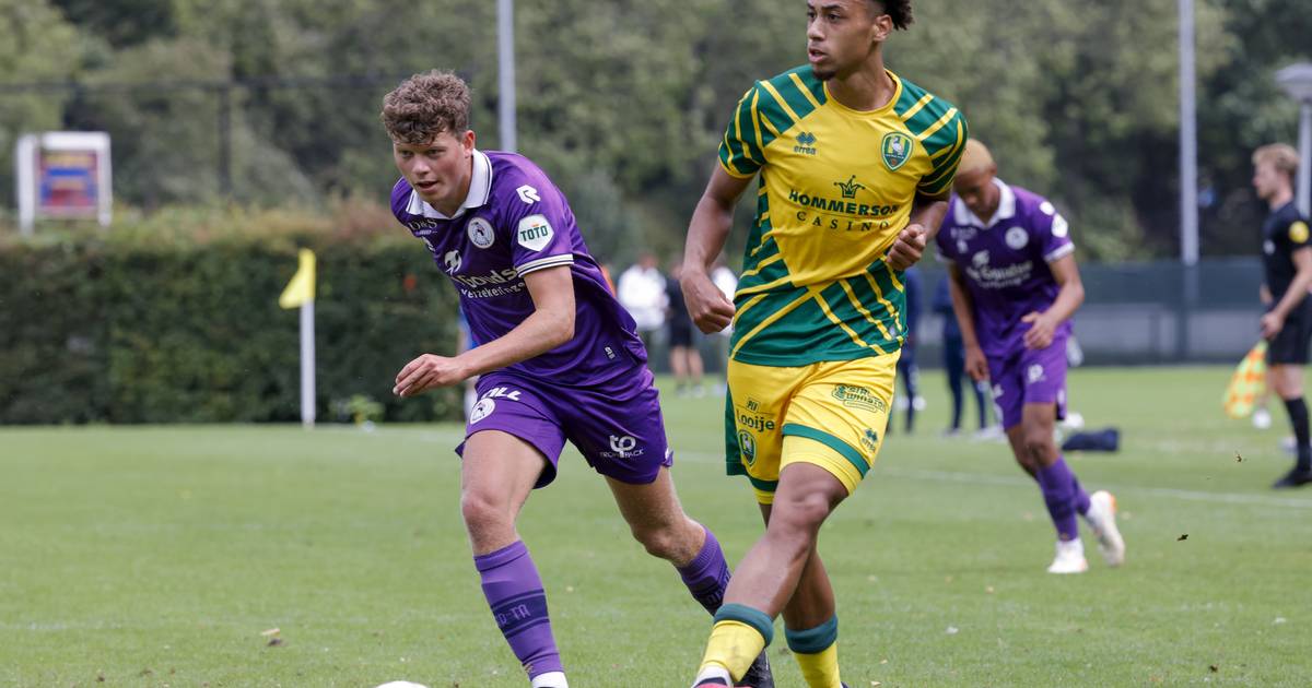 Tyrese Asante debuteert in selectie Jong Oranje ‘Hugo belde me wakker