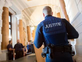 Beveiligingsagenten dreigen promotie mis te lopen en leggen werk neer: geen rechtszaken met gevangenen mogelijk in Brussel
