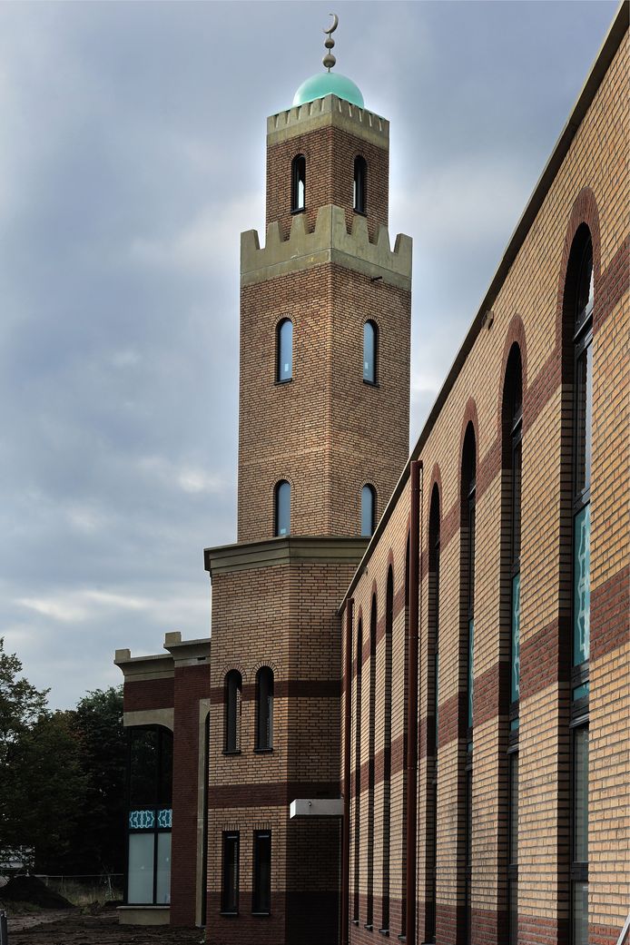 Marokkaanse moskee blijft Roosendaalse buurten benaderen | Roosendaal ...