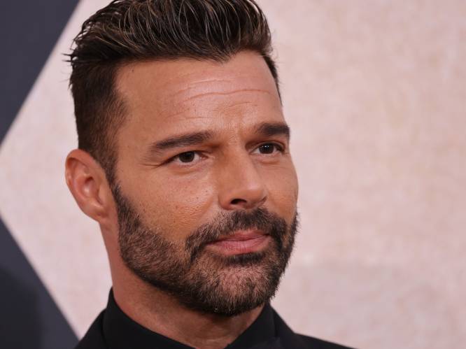 Ricky Martin aangeklaagd door ex-manager: “Ik krijg nog miljoenen dollars van hem”