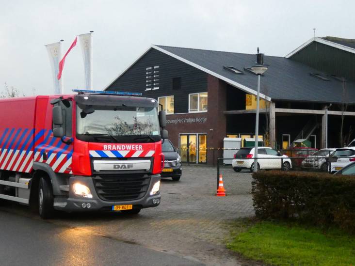 Kinderopvang Rosmalen ontruimd vanwege brand in naastgelegen stal melkveebedrijf