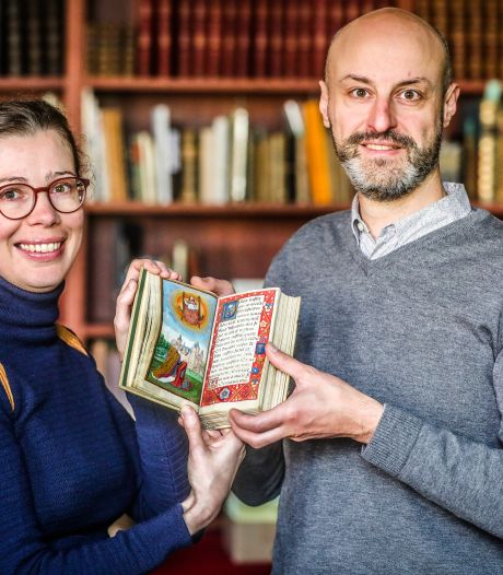 Gebedenboekje uit Renaissance verkocht voor iets meer dan half miljoen euro. “Mini-schilderijen vertellen veel over het leven van toen”