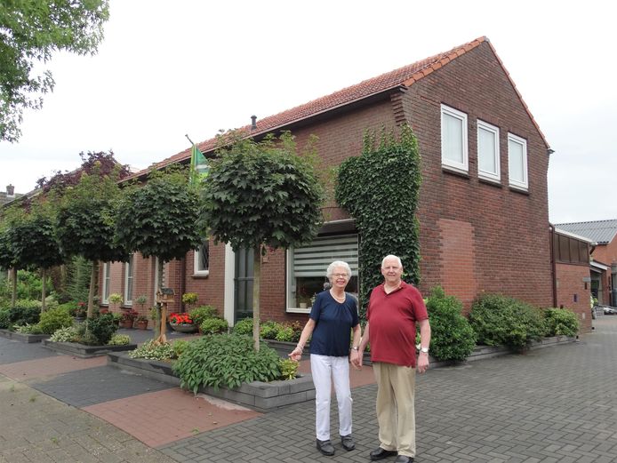 Agnes en Theo Freriks runden tot 2013 de slagerij. Foto Marcel Gosselink