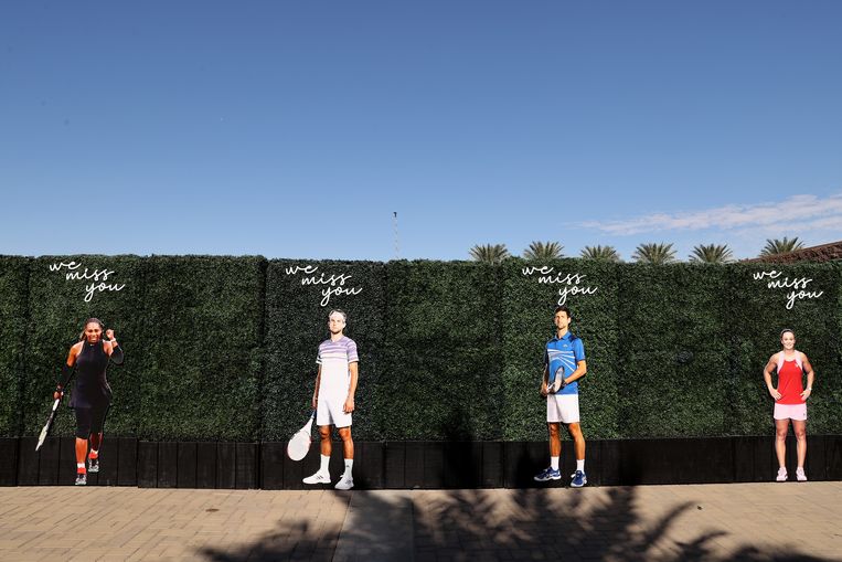 Of Djokovic nu wel of niet mee mag doen in Indian Wells, opnieuw trekt een kwestie die weinig met tennis te maken heeft alle aandacht.  Beeld Getty Images