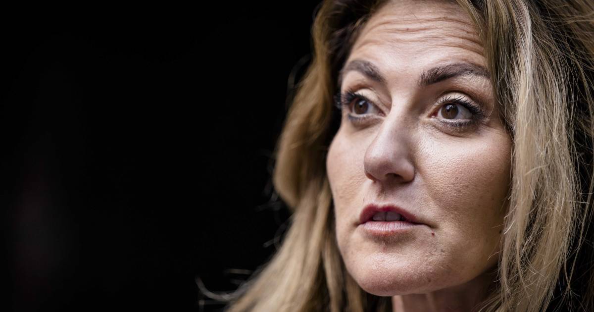 Yesilgöz opent in speech aanval op woke en complotten