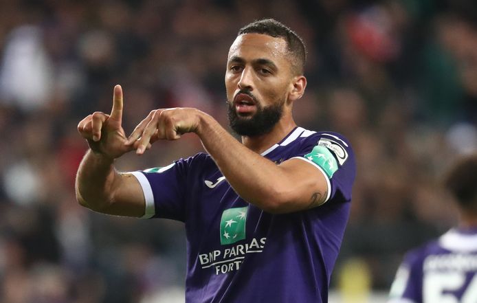 Anderlecht's Kemar Roofe celebrates after scoring during a soccer match between RSC Anderlecht and Sint-Truiden VV, Sunday 20 October 2019 in Brussels, on the eleven day of the 'Jupiler Pro League' Belgian soccer championship season 2019-2020. BELGA PHOTO VIRGINIE LEFOUR