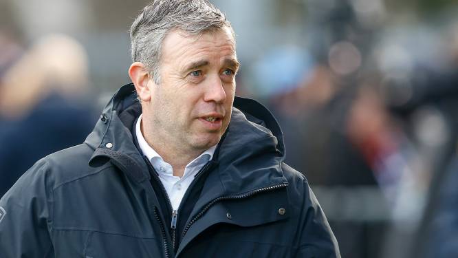 Ook trainer René Hake baalt van gemis supporters Go Ahead Eagles: ‘Die steun voel je altijd’