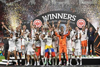 Eintracht Frankfurt wint Europa League tegen Rangers na slijtageslag en strafschoppen