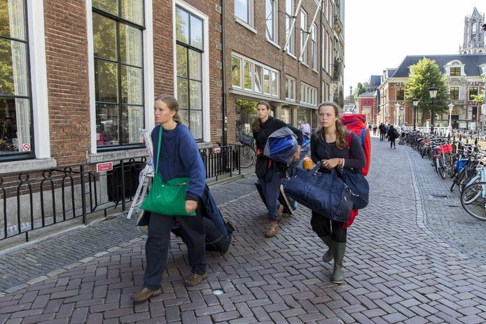 Niet Te Snel Oordelen Over Ontgroeningen Utrecht Ad Nl