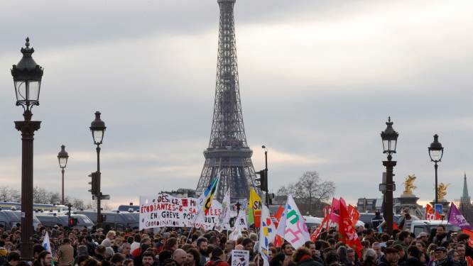 La Tour Eiffel fermée en raison d'un appel à la grève du personnel