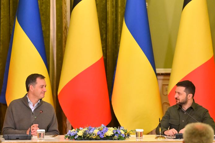 De Belgische premier Alexander De Croo en minister van Buitenlandse Zaken Hadja Lahbib hadden een ontmoeting met de Oekraïense president Volodimir Zelensky.