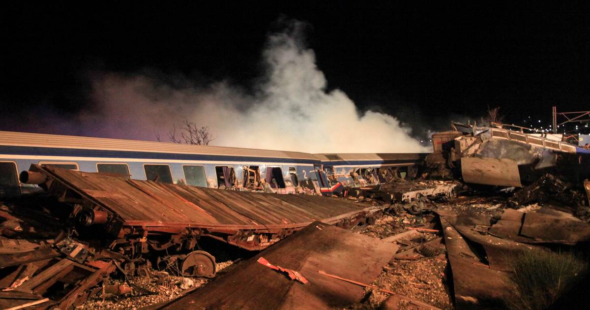 Almeno 29 morti e decine di feriti nello scontro ferroviario in Grecia |  All’estero