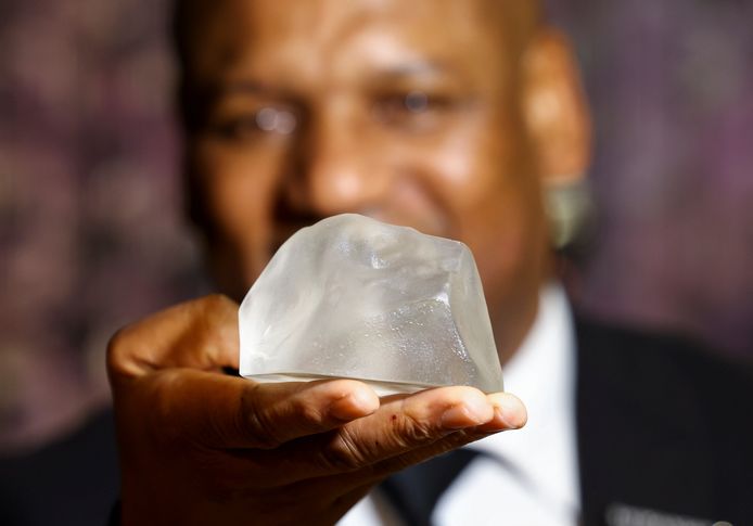 Een replica van de Cullinan-diamant, de grootste diamant die ooit werd gedolven