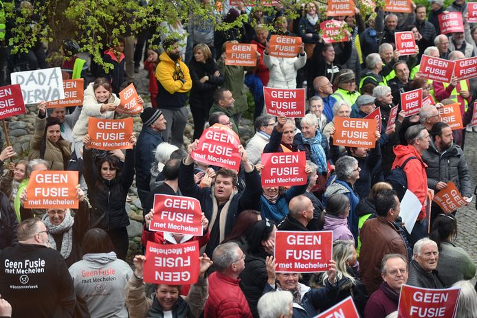 Protest op gemeenteraad Boortmeerbeek na de fusieplannen met Mechelen
