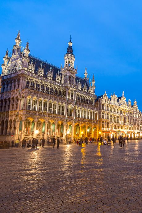 La Grand-Place de Bruxelles plongée dans le noir ce samedi