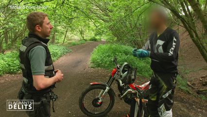 1. Motard hors-la-loi