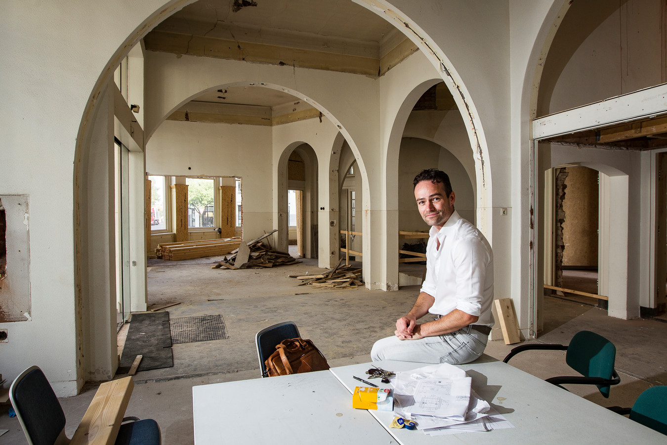 In De Kluis Naar De Wc Na Honderd Jaar Weer Hotel In Deventer 
